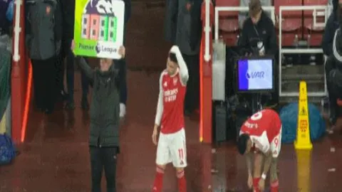 巴列卡诺力克塞尔塔，保持不败战绩2-1险胜