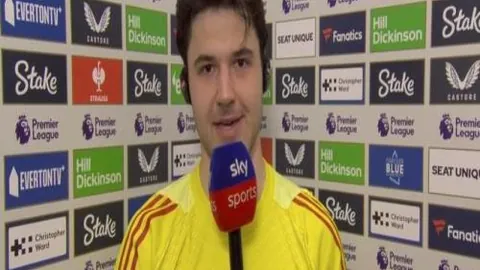 欧洲之巅风云再起，41胜30负记录下，本菲卡能否逆风翻盘，阻挡银河战舰的王者之路？